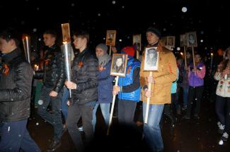 п. Абан Факельное шествие Огонь нашей памяти 2016г