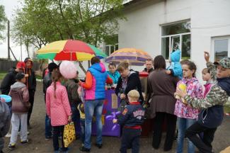 01.06.2016 года п.Абан День защиты детей