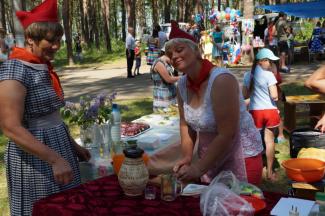 12.06.2016 п.Абан, парк "Горка", День России