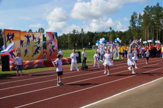 Открытие в поселке Абан стадиона имени Олимпийского чемпиона по греко-римской борьбе А.В. Шумакова 29 августа 2020г