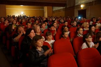 Большой праздничный концерт учащихся и преподавателей музыкальной школы г. Рига в РДК п. Абан 2 мая 2018г