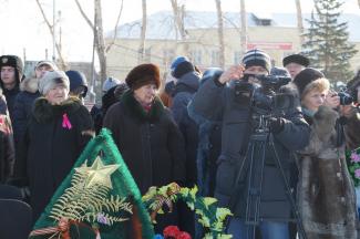 7.11.2016г торжественный митинг п.Абан 