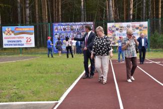 Открытие в поселке Абан стадиона имени Олимпийского чемпиона по греко-римской борьбе А.В. Шумакова 29 августа 2020г